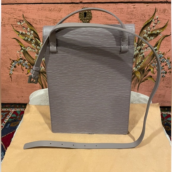 Louis Vuitton Lilac Epi Leather Ramatuelle Bag - Picture 5 of 16